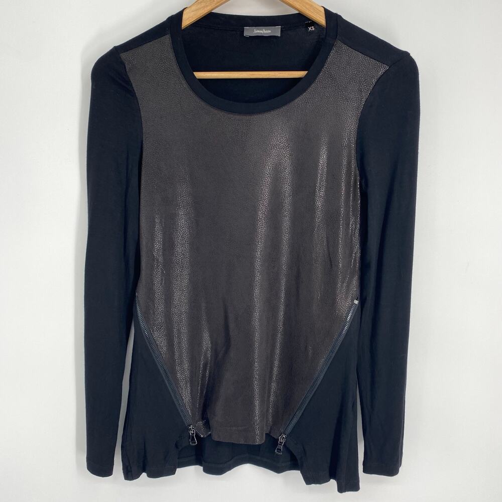Neiman Marcus Top Women’s XS Faux Leather Zipper Details Moto Mob Wife